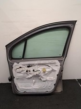 Porte avant et accessoires Renault MODUS