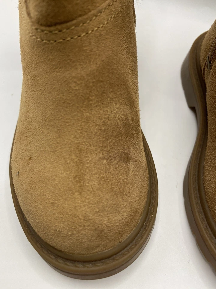 Ugg Niños Pequeños Castaño Talla 6 Cremallera Arcos Botas Zapatos Usados en Excelente Condición Foto 2 de 4