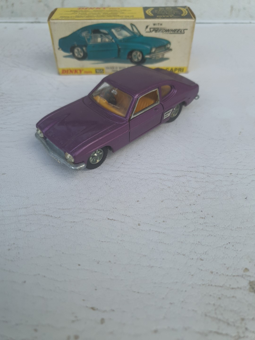 Dinky 165, Ford Capri - Free Price Guide & Review