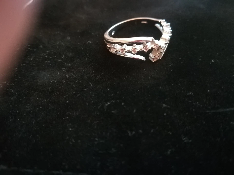 Anello chevron In Oro bianco 18 Kt 0,750 - Immagine 3 di 4