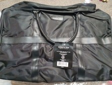 Kenneth Cole Duffle Bag Black