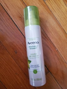 aveeno positively radiant gel cleanser