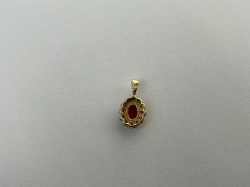 Synthetic Ruby 0.50ct and Diamond 0.12ct Pendant 9ct Gold 1993 Vintage Pendant - Picture 13 of 17