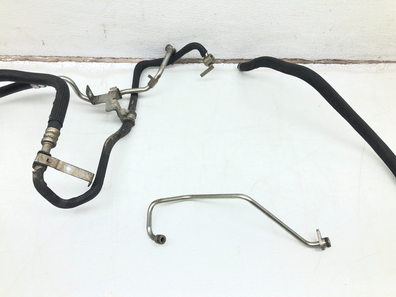 2014-2019 MASERATI GHIBLI SQ4 3.0L V6 POWER STEERING OIL HOSE TUBE LINE SET OEM.