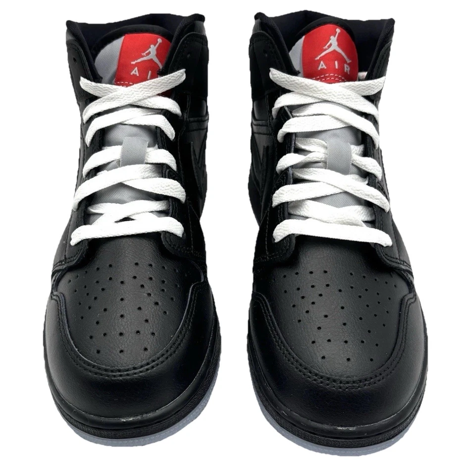 Jordan 1 Mid BG Niños Grandes Negro/Blanco-Gris Lobo HV5180-010 Talla 6Y/7.5 Para Mujer’s Foto 4 de 4