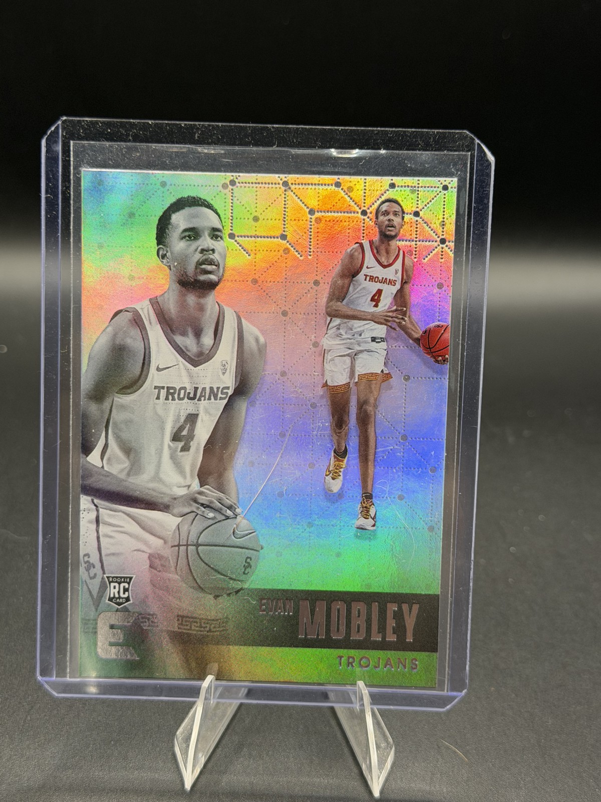 2021-22 Panini Chronicles Draft Picks - Essentials Evan Mobley #102 (RC)