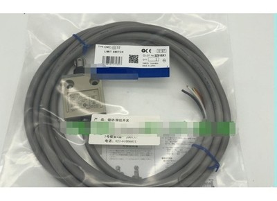 1PCS   D4C-2432 D4C2432 LIMIT SWITCH -NEW   *lh