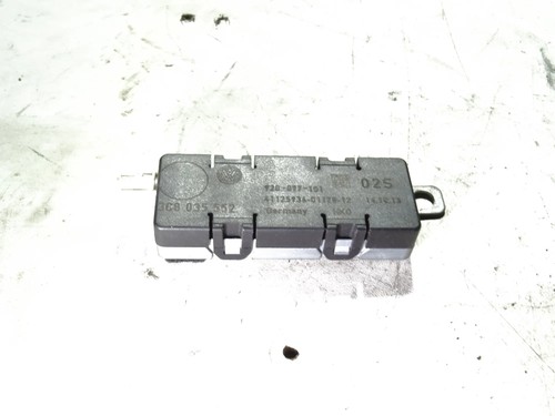 VW PASSAT CC 357 Antennenverstärker  3C8035552 2.00 Diesel 103kw 2012 14590034