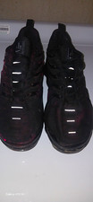 Nike Air VaporMax Plus Men's Black Low Top Lace-Up Athletic Sneakers