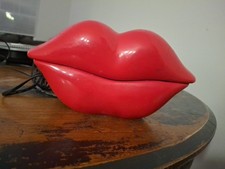 Lip Phone Red