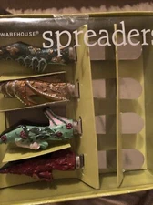 Boston Warehouse Fancy Feet Spreaders, Set of 4, Cheese and Butter Spread Free🎁