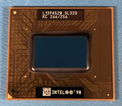 Intel Mobile Pentium II 266PE (BGA) KC80524KX266256 SL32Q NEW AND UNUSED