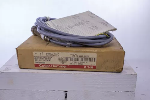 Eaton E57MAL18A2 Proximity Sensor Switch