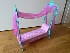 Barbie Himmelbett – wunderschönes Barbie Himmelbett rosa