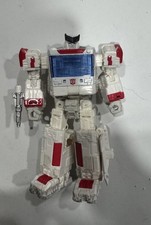 Transformers WFC Siege War for Cybertron Trilogy Ratchet Walgreens Exclusive