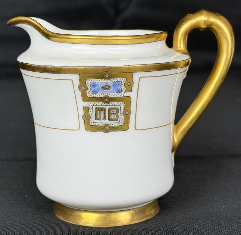 1900 Antique Haviland of France Porcelain Footed Creamer Oriental Decoration