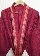 Pure Silk Pink kimono / Vintage Sari Robe / Loungewear Outfit KMO5482