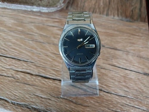 Vintage SEIKO 5 Automatic 7009-3140. Oct. 1989. working