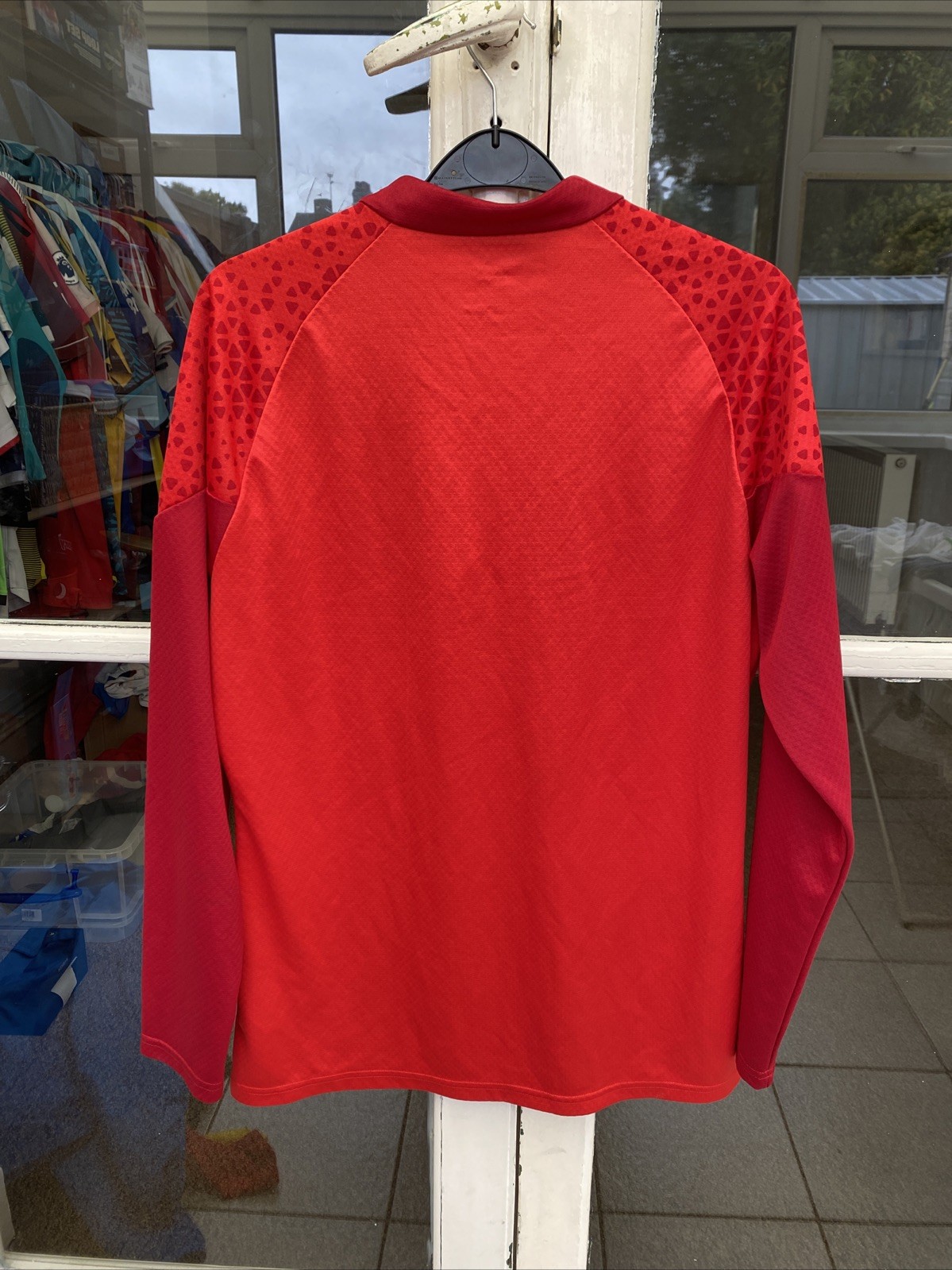 Fleetwood Town Puma Football Jumper Medium  thumbnail 3