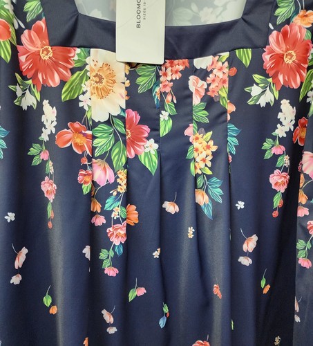 Bloomchic Top XL 14-16 Damen geblümte Bluse marineblau Spitzenärmel eckiger Ausschnitt - Bild 9 von 10
