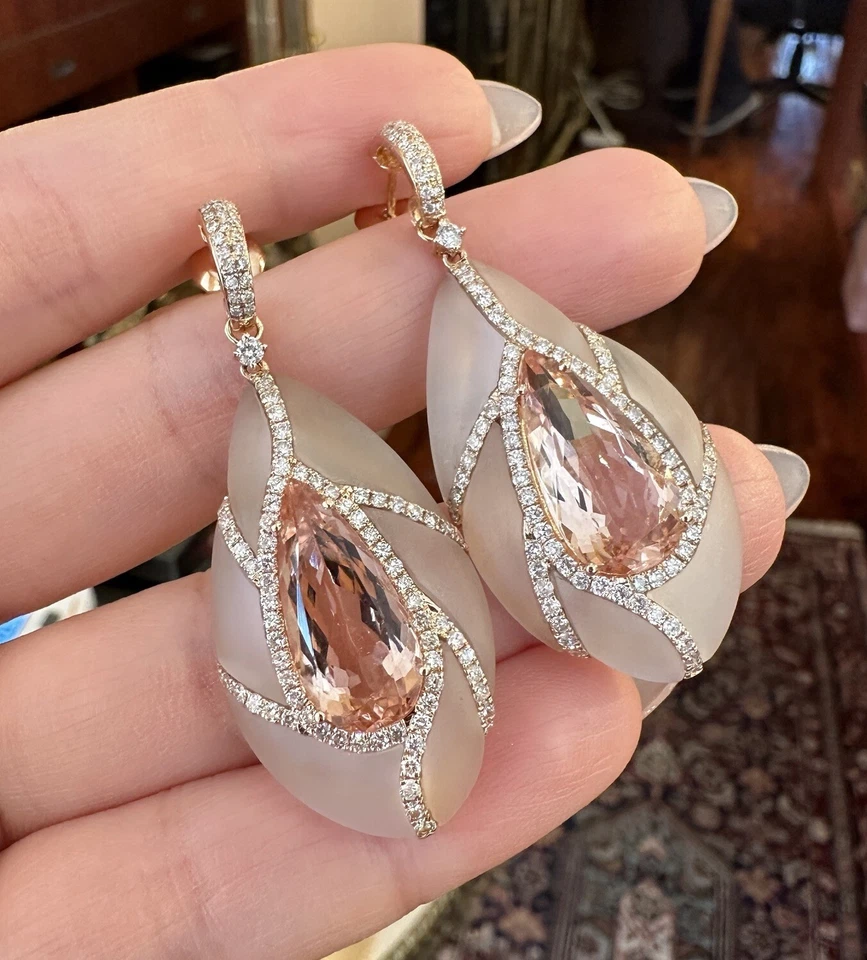 Pendientes colgantes de morganita, diamantes y cristal de roca en oro rosa - HM2614B