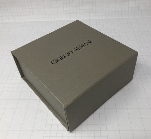 Authentic media Giorgio Armani Scatola Regalo-Natale/compleanno 22x22x10cm  NUOVO | eBay