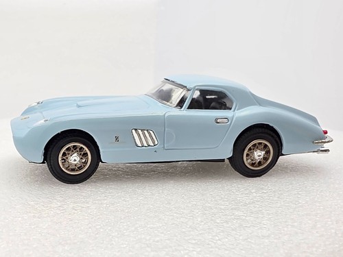 Idea3 1954 Ferrari 375MM AMERICA Pininfarina "Ingrid Bergman Blue" - Foto 10 di 17