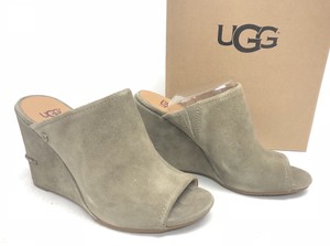 ugg lively wedge