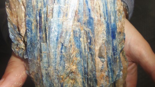 Toller * Kyanit Mineral Kristall * 2.600 kg / 5,7 Pfund * ALLE ANGEBOTE WILLKOMMEN * - Bild 2 von 8