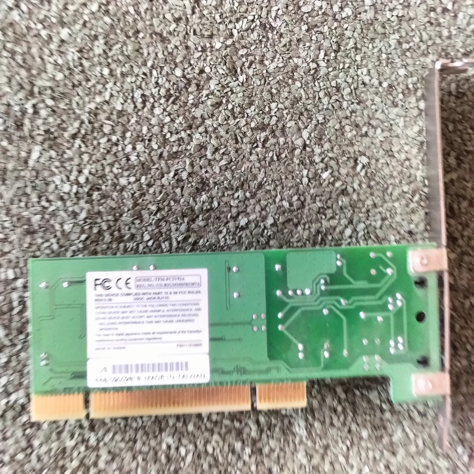 PCI Modem Fax 56K Voce Line TRENDnet TFM-PCIV92A Chip Agere SV92PL Pc Vintage - Immagine 2 di 4