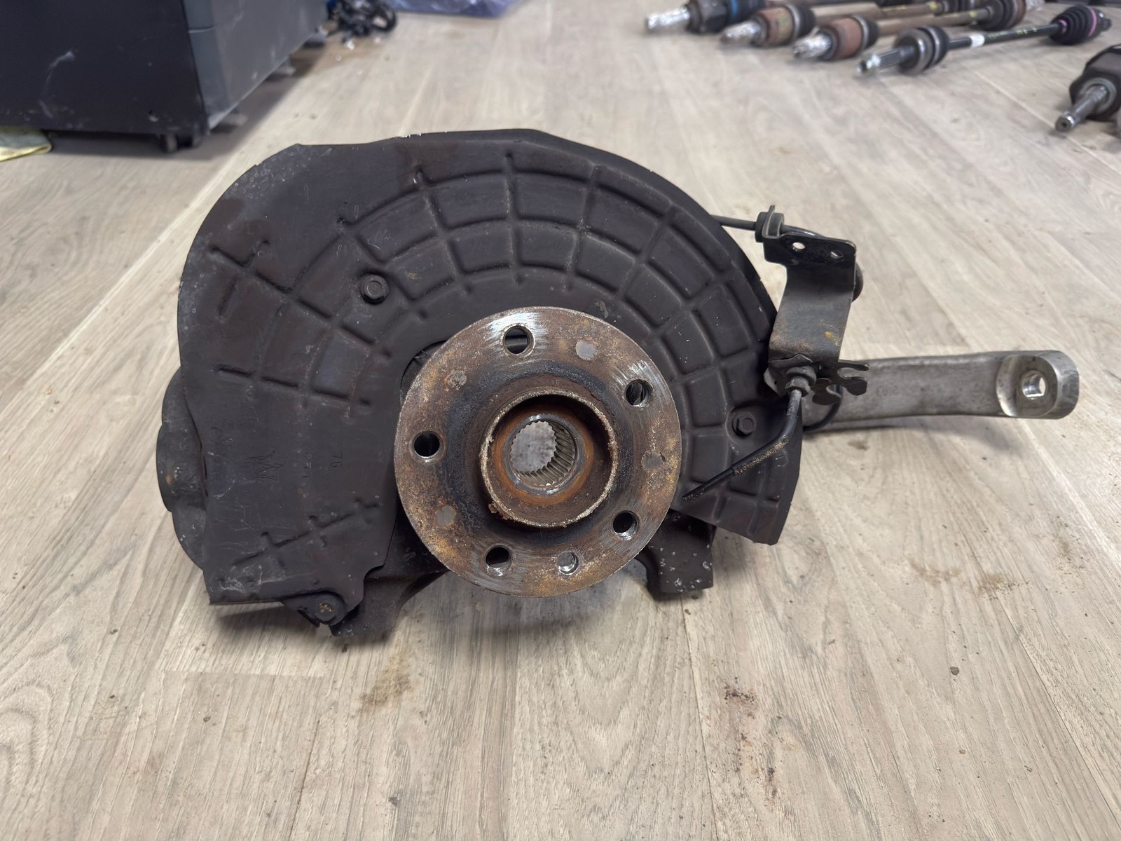 Maserati Ghibli Front Right Spindle Knuckle | 2018