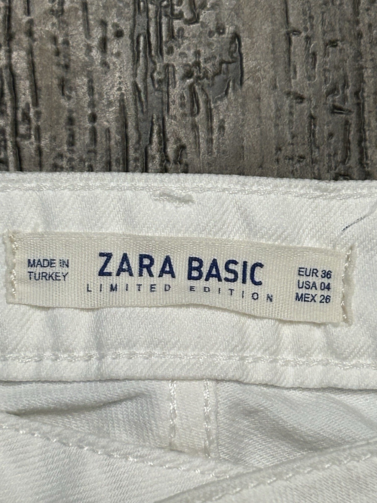 Zara Basic Women's Straight White Denim Jeans Maui and Sons Patch image 2