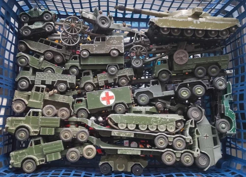 ORIGINAL VINTAGE DIECAST TOY MILITARY VEHICLE JOB LOT DINKY CORGI & BRITAINS