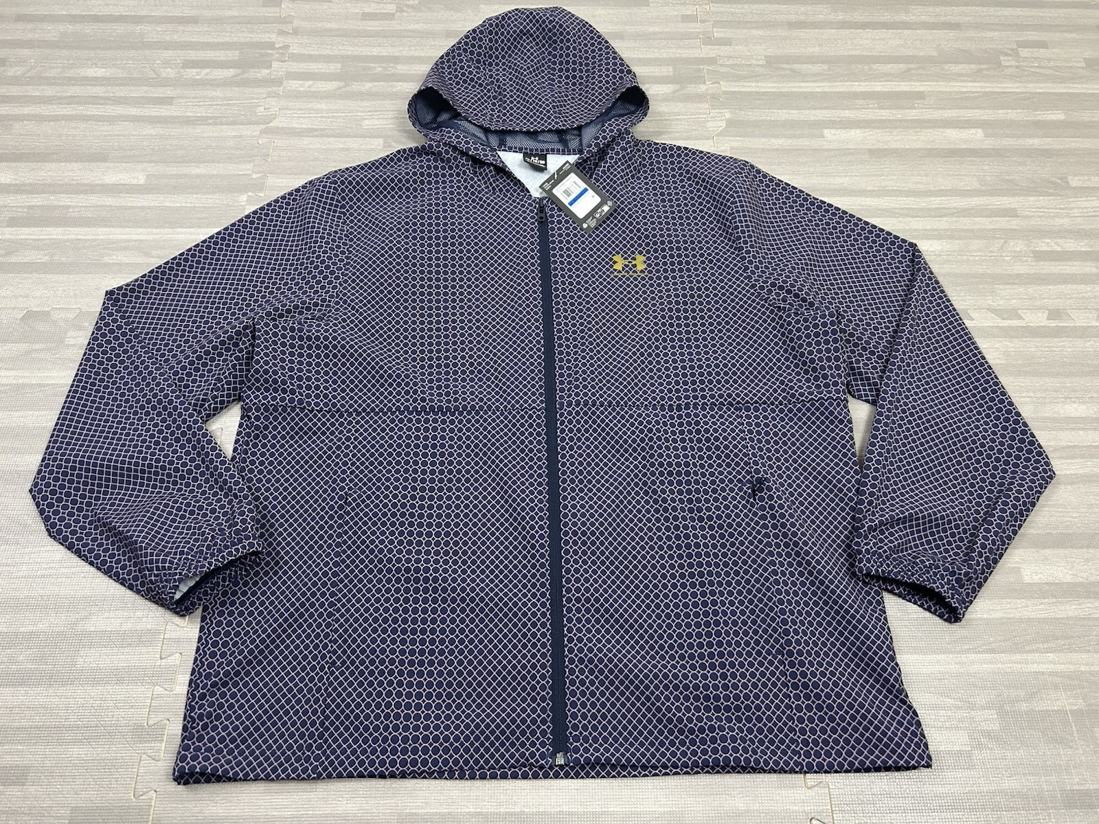 Under Armour Storm Holiday Vibe Windbreaker Hooded Jacket Me