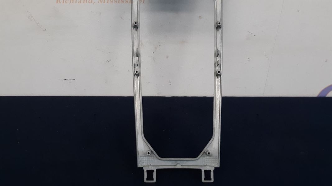 2015 MCLAREN 650S 650 OEM CENTER DASH VENT RADIO DISPLAY BEZEL ASSEMBLY SILVER
