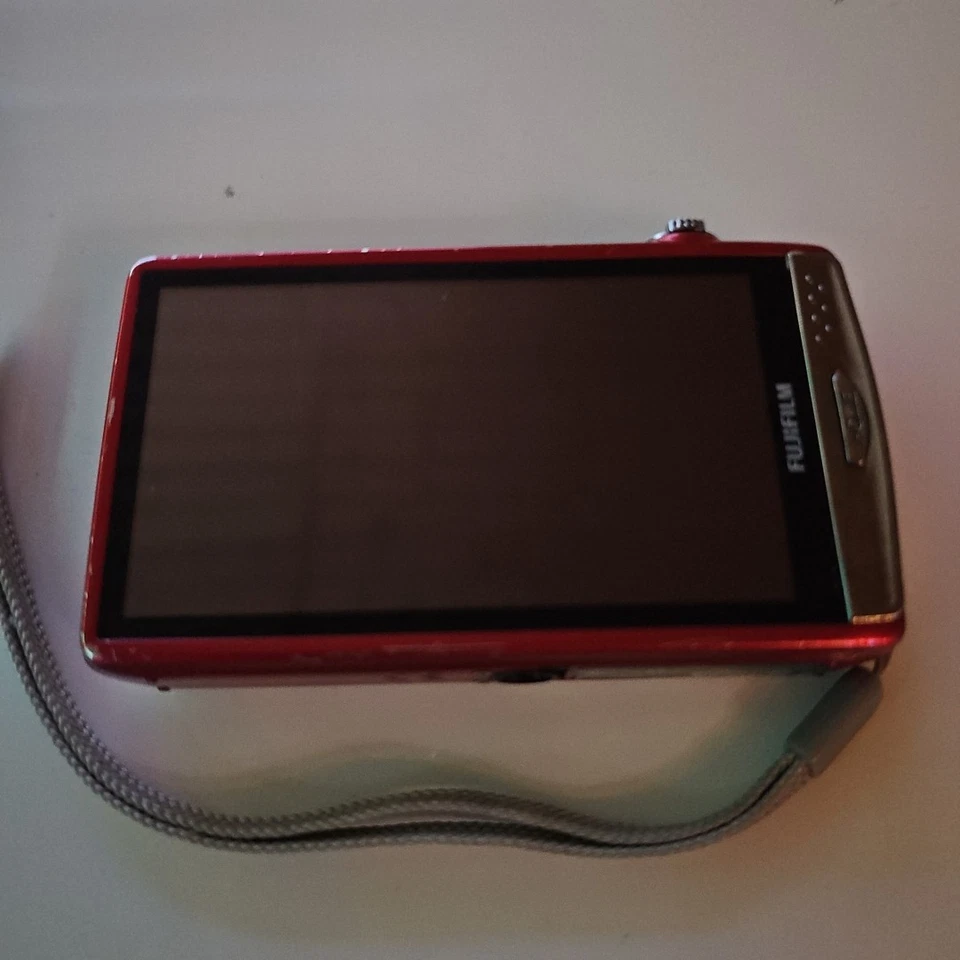 Digitalkamera Fujifilm Finepix Z900EXR Rot 16.0MP Kamera Getestet Kratzer Kanten - Bild 4 von 4