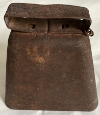 Vintage Rustic Primitive Farmhouse 4.75 Metal Cow Bell W/Nut Clapper