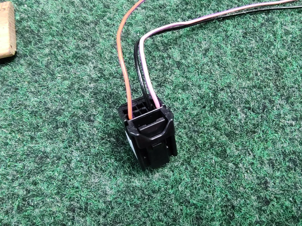 17-23 Charger Challenger 300 OEM Interior Rearview Mirror Pigtail Wire Cut 3S1 - Image 4 of 4