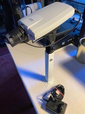 2 Stück IP Kamera AXIS Überwachungskamera Netzwerk-Kamera mit Halterung