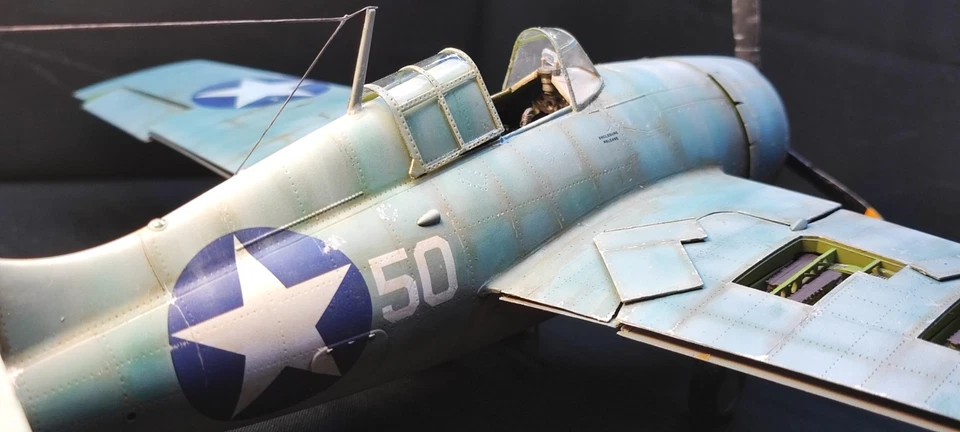 *Construido* 1/32F4f-4 Wildcat Segunda Guerra Mundial Pacific Theater Fighter As Captain Joe Foss Foto 2 de 4