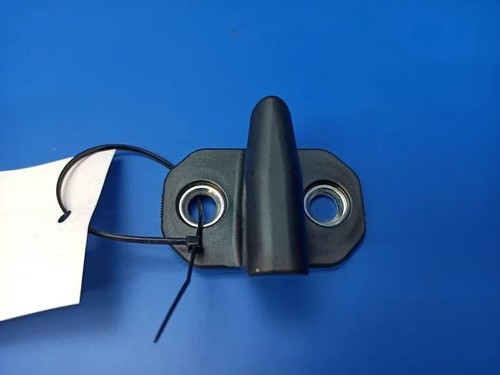 MERCEDES-BENZ CLS C219 Motorhaubensicherung A2037200004 3.20 Diesel 21210812