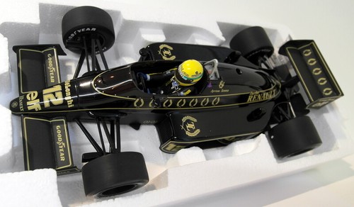 Minichamps 1/18 Scale - 540 861812 Lotus 98T Ayrton Senna 1986 F1 - Picture 2 of 9