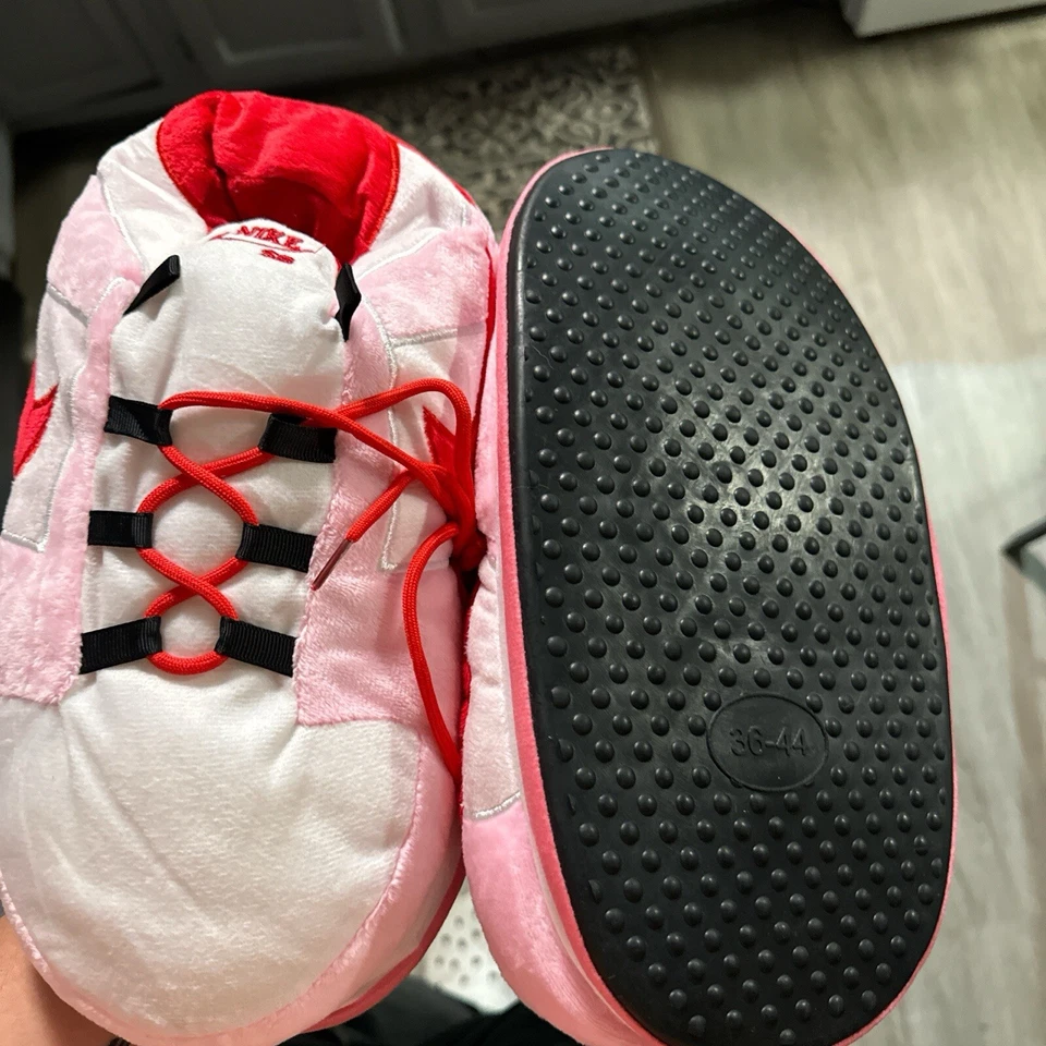 拖鞋 — 第 3/3 张图片