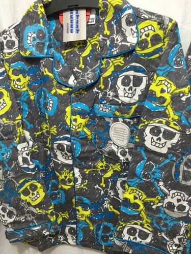 BNWT Boys Sz 10 Grey Skulls Print Long Style Flannel Winter Style PJ Pyjamas - Picture 2 of 2