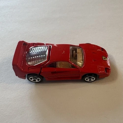Vintage Hot Wheels Ferrari F40 Red Diecast Car 1:64 1988 Collectors Vehicle