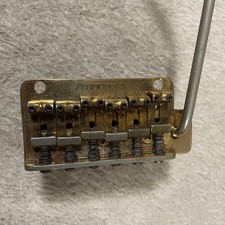 FERNANDES Steg 2-Punkt Stütze Synchro Tremolo Fernandes Arm