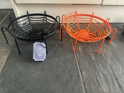 Zwei Spinnen Halloween Süßigkeitenkörbe schwarz orange