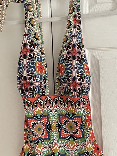 COSTUME DA BAGNO NUOVO CON ETICHETTE BODEN MERANO SCOLLO A V PROFONDO MULTI, PIASTRELLE ARAZZO DONNA - Foto 4 di 9