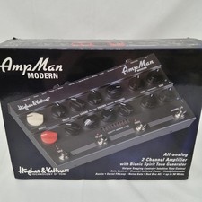 Amplificatore a pedale da pavimento per chitarra HUGHES & KETTNER AmpMan...