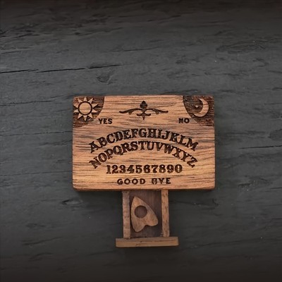Tavola Ouija in miniatura, Tavola spirituale in miniatura, Tavola Ouija Board, Tavola Ouija in legno con Planchettes, Tavola Ouija in legno modello in miniatura per amici di famiglia, decorazione